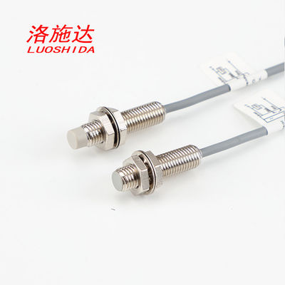 3 Wire DC Cylindrical M8 Inductive Proximity Sensor ท่อโลหะสั้นกว่าพร้อมสายเคเบิล Type