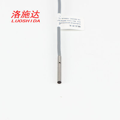 พรอกซิมิตี้เซนเซอร์ขนาดเล็กที่มีความแม่นยำสูง DC เส้นผ่านศูนย์กลาง 3 มม. ฟลัชสำหรับเครื่องตรวจจับตำแหน่ง